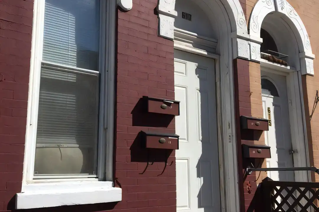 617 N 9th St unit 617 N. 9TH ST APT. #2R – photo 1 of 8