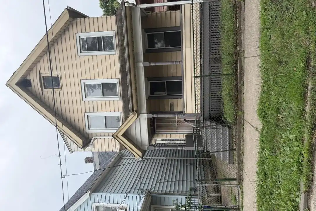 5910 Bonna Ave – photo 1