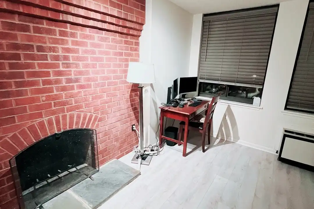 1318 22nd St NW unit 301 - View 3