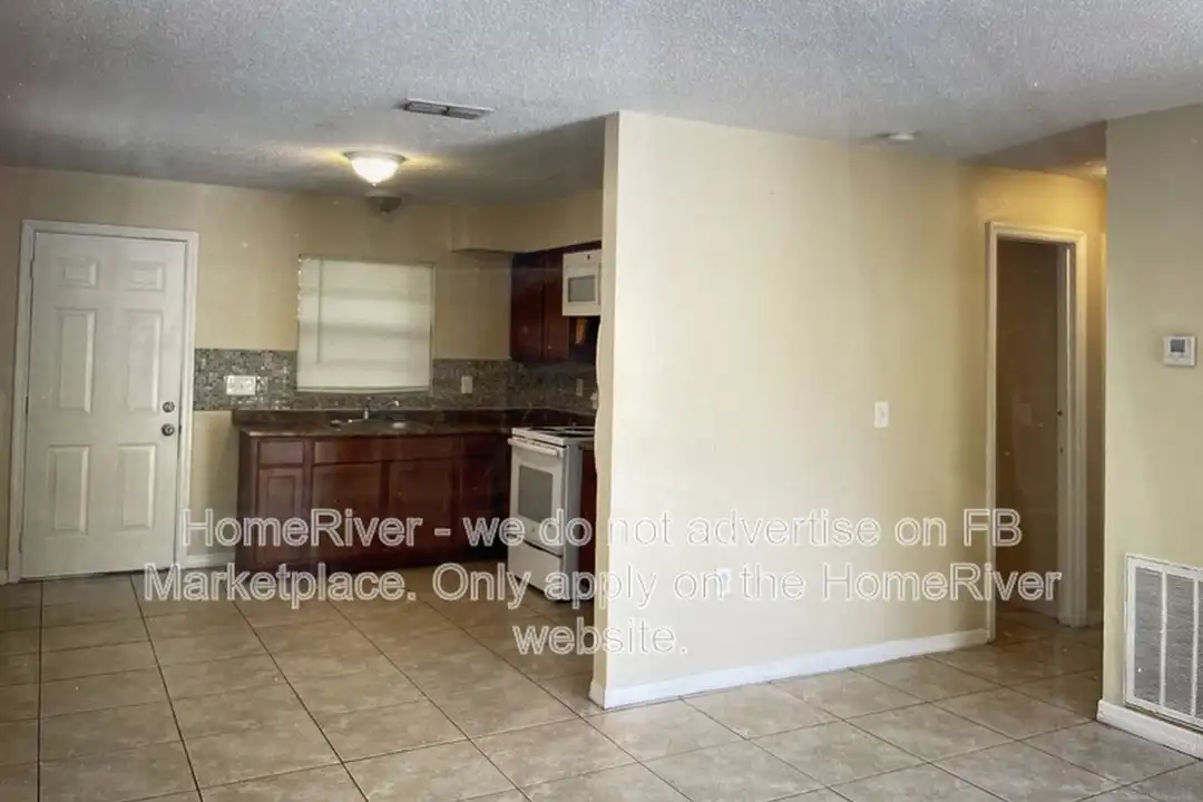 1111 Tuskegee St unit A - View 3