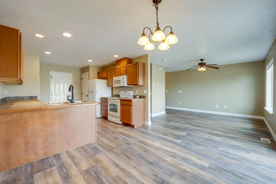 1262 Selway Ln - View 6