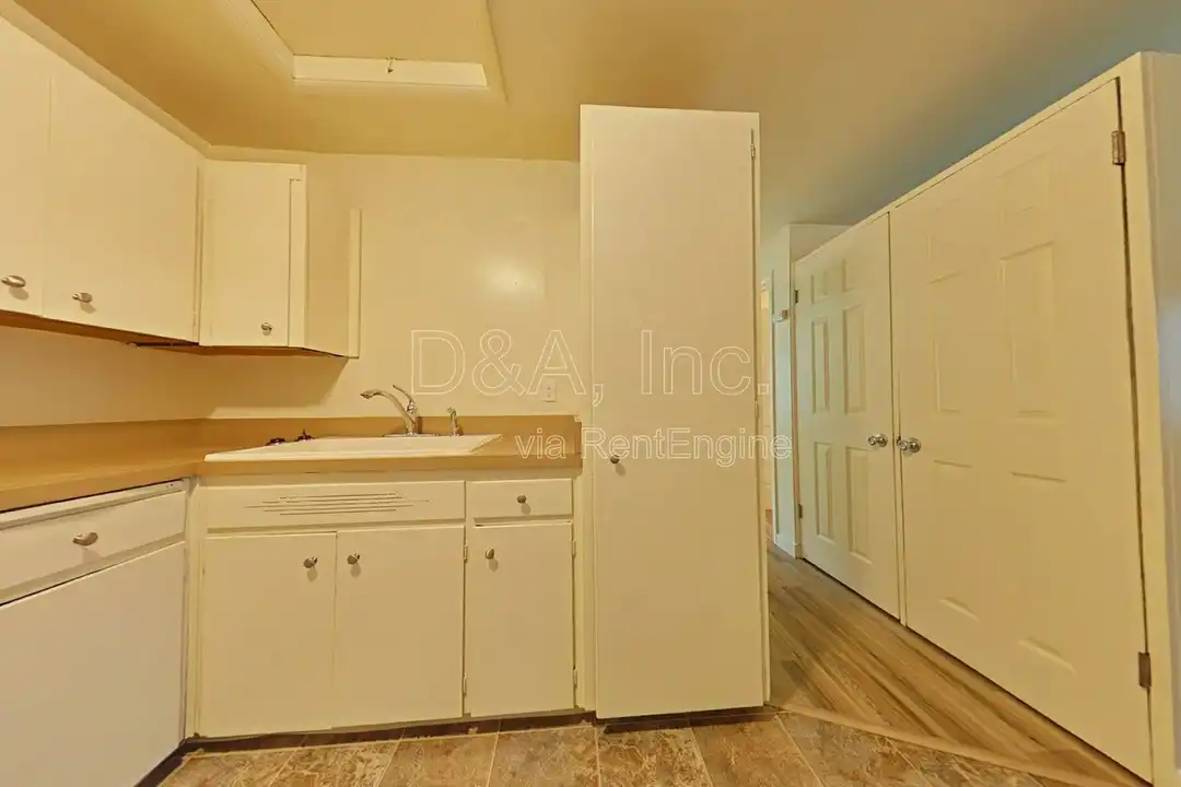 33808 SE Melody Ln unit Apt 3 - View 6
