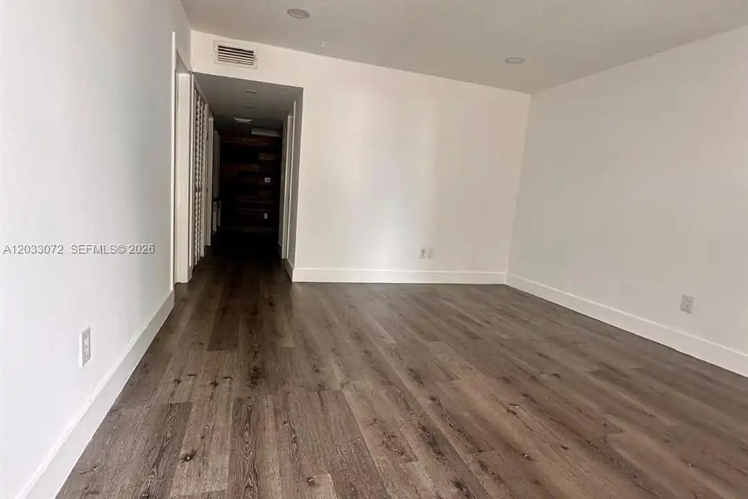 5540 SW 38th Ct unit 0 - More