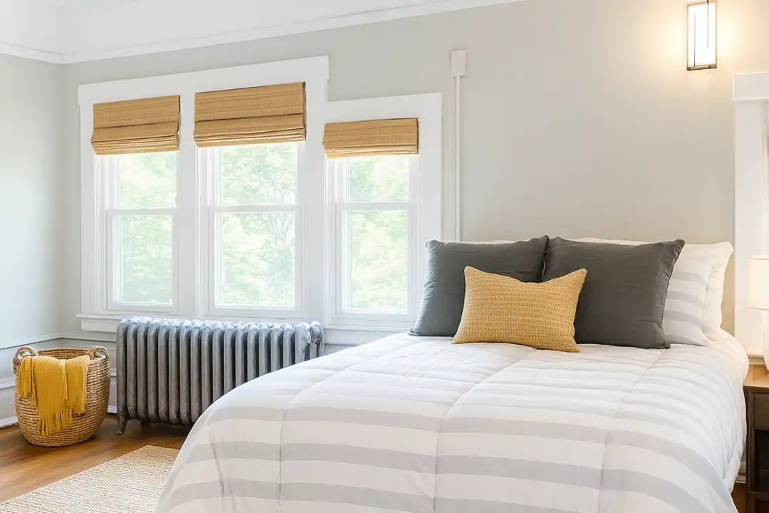 609 E State St unit 609 E State St. - Sublet – photo 1 of 19