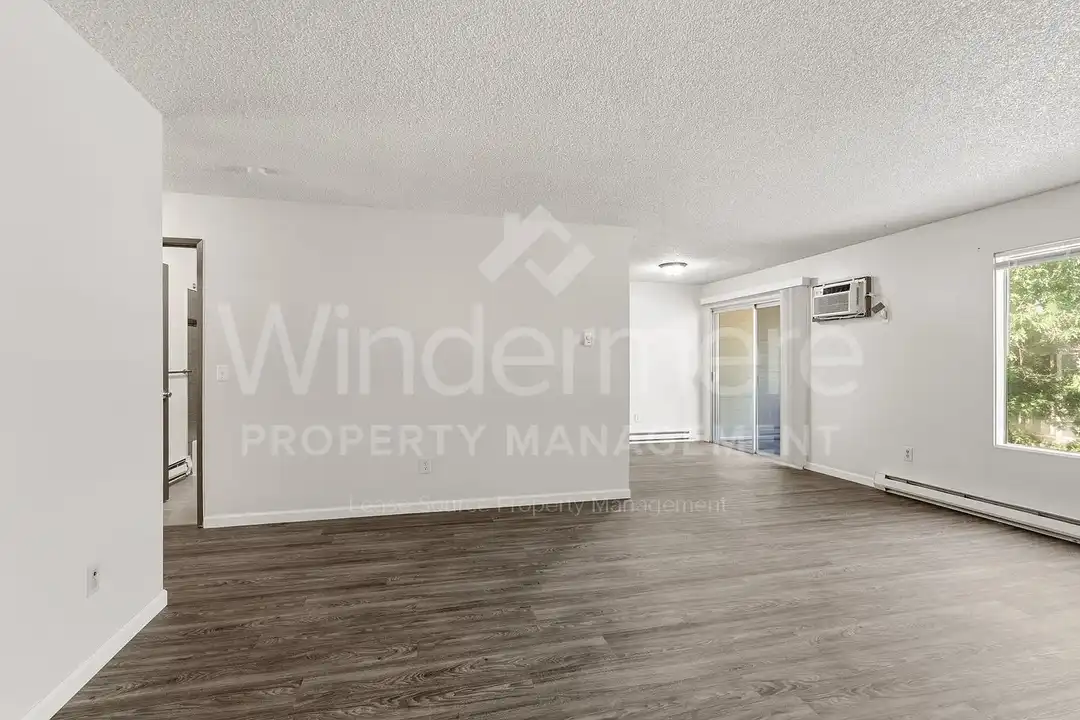 1611 W. 6th Ave - Mapleview Apts – photo 1