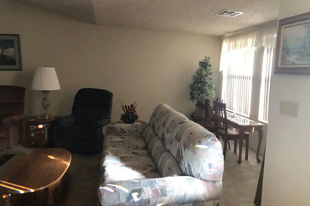 House in Mesa - View 5