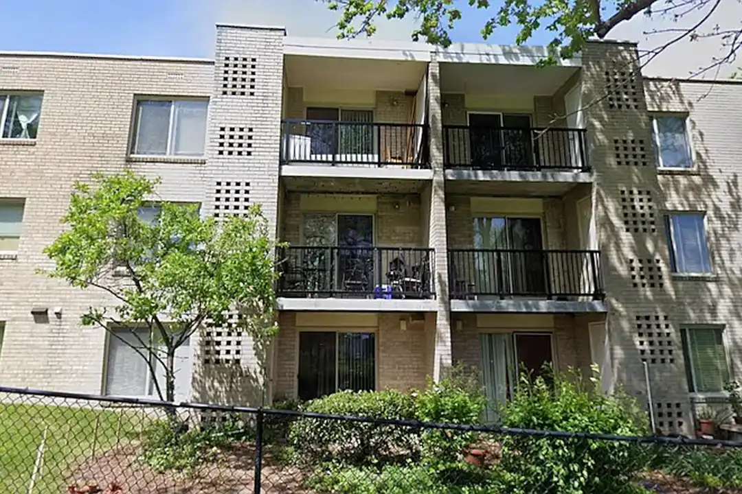 Bucknell Apartments – photo 1