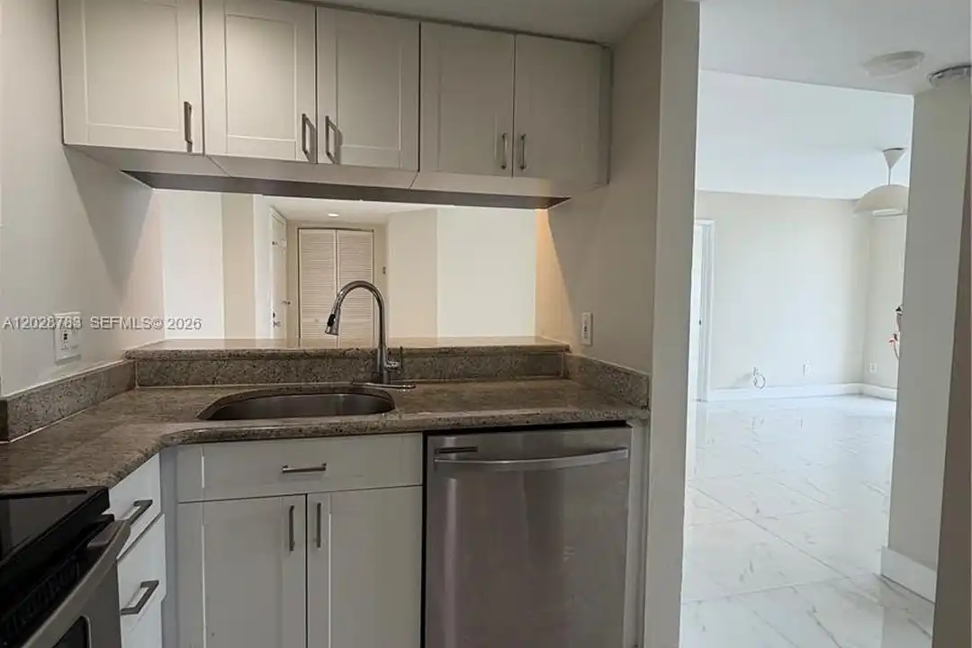 770 Claughton Island Dr #704 - View 6