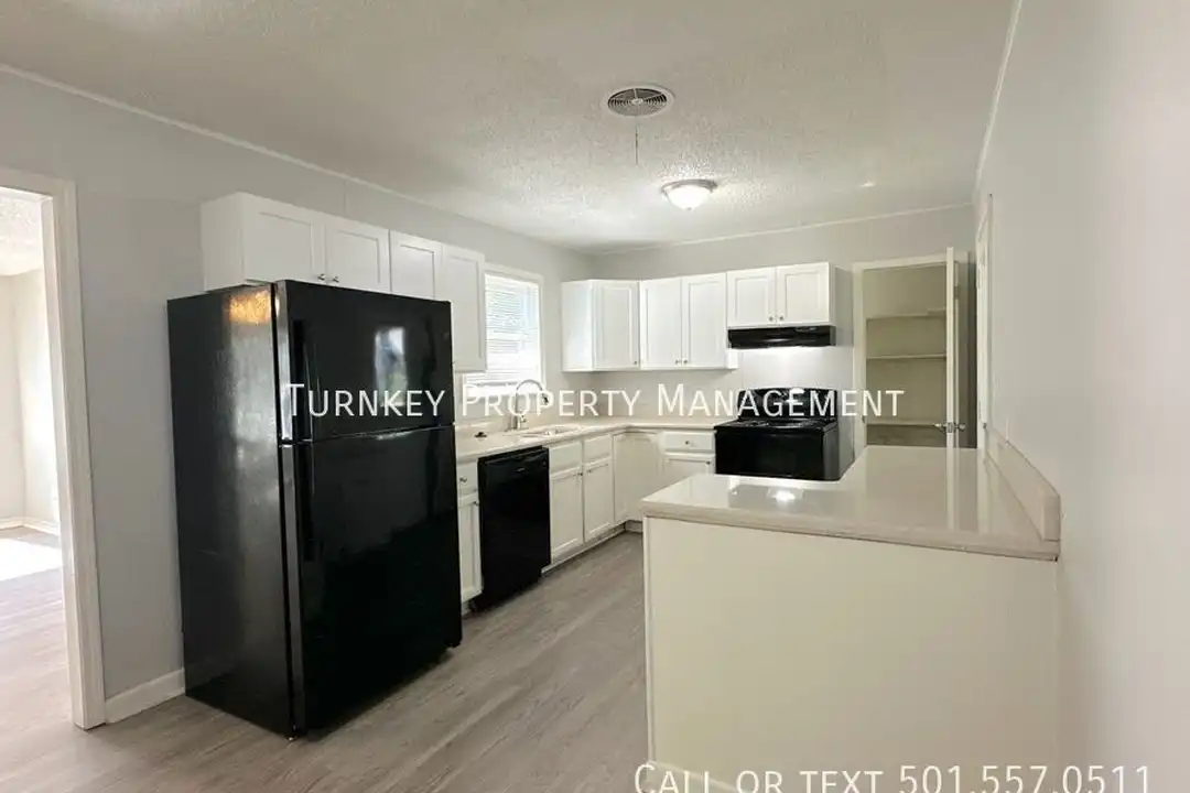 5315 Chandler St - View 2