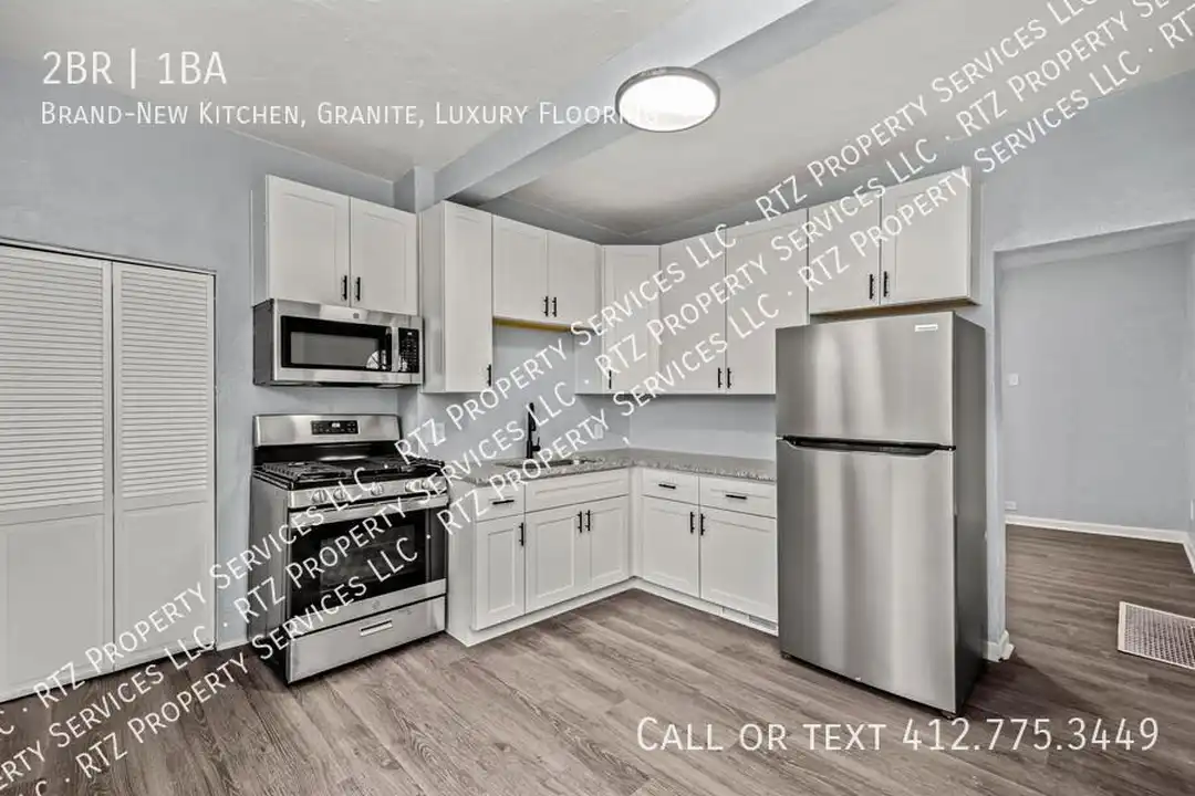 904 Hilltop St – photo 1 of 28