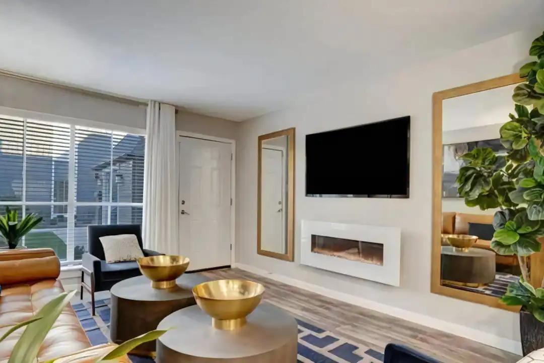 Apartment in Houston, Central Northwest Houston - More