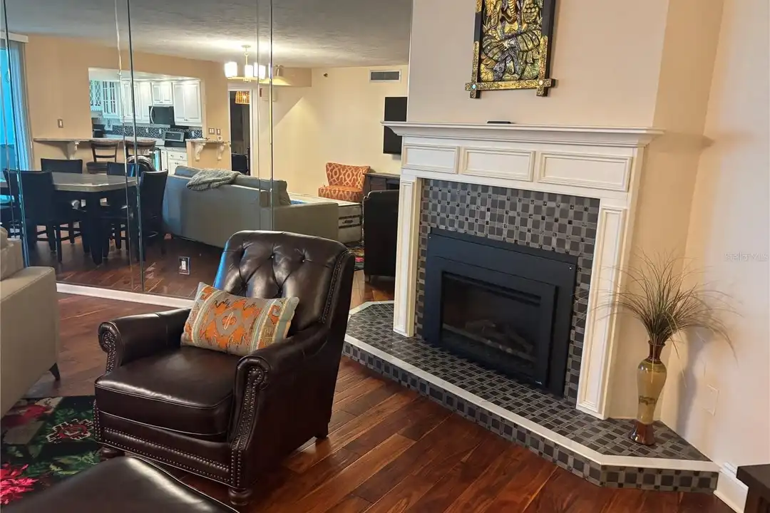 1600 Gulf Blvd #1016 - More