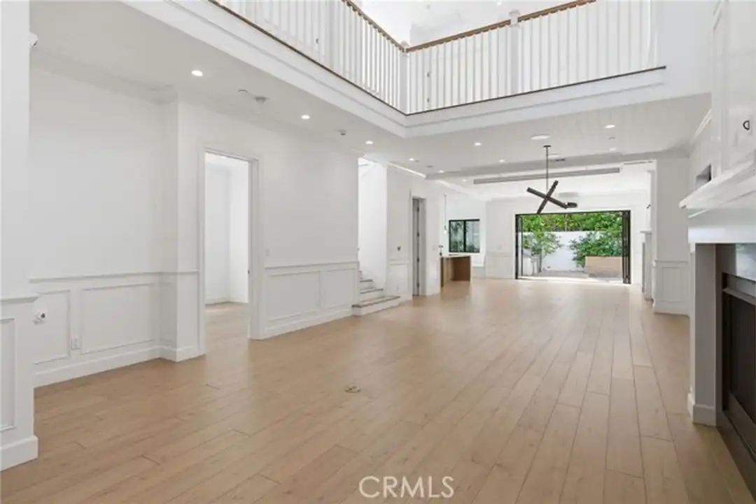 1405 Oak Ave - View 4