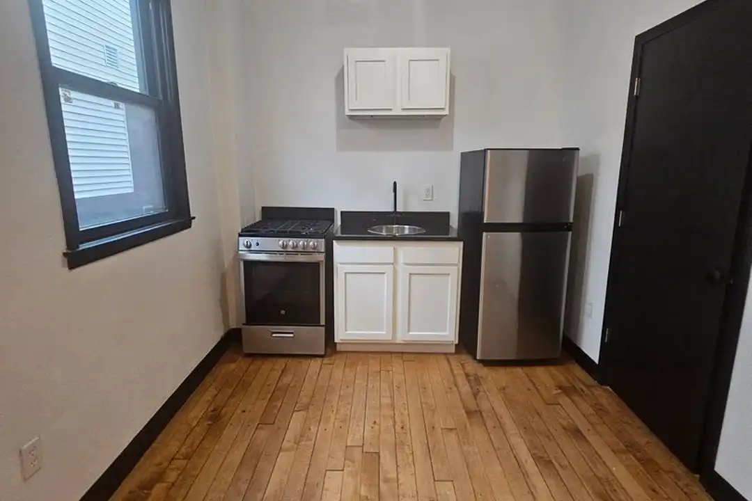 2001 10th Ave unit 212 – photo 1 of 4