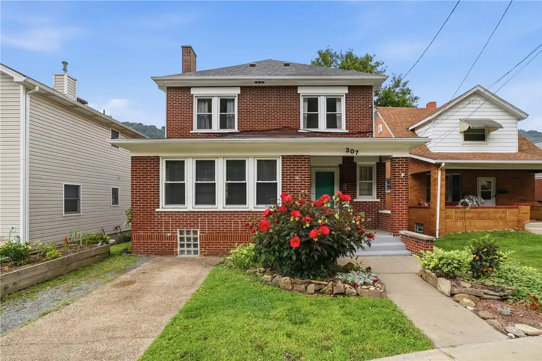 307 Ambridge Ave – photo 1 of 24