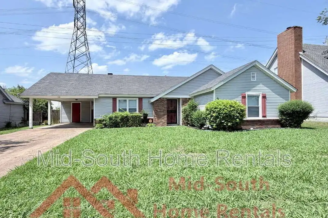 7328 Hillshire Dr - View 2