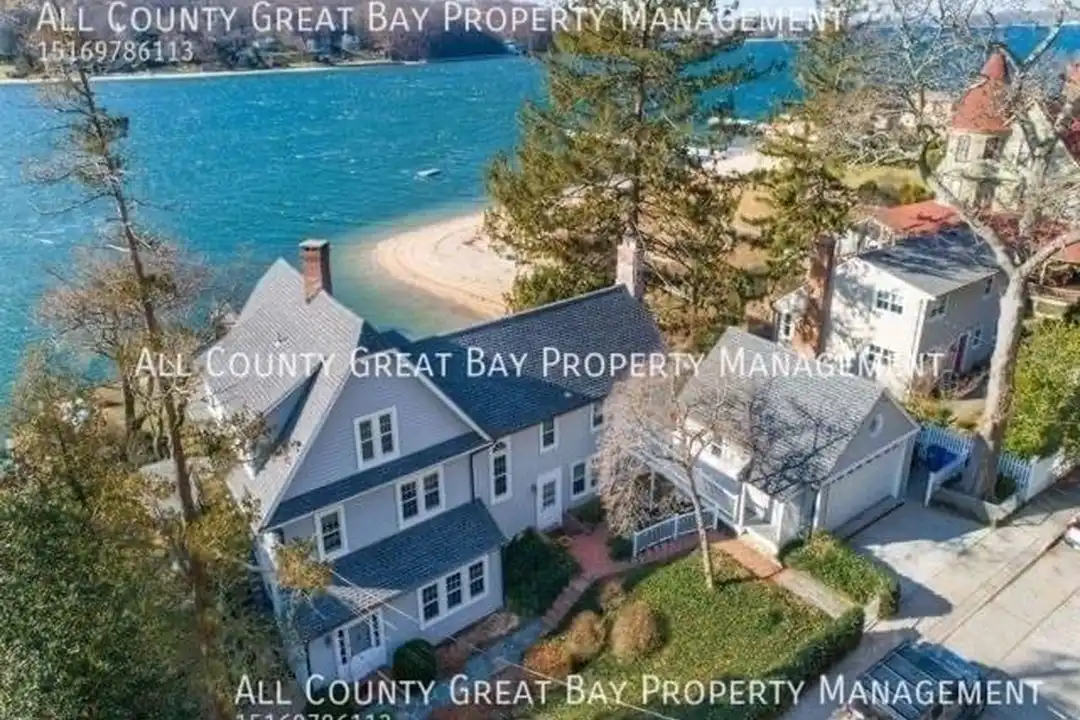 139 Bayview Ave #3