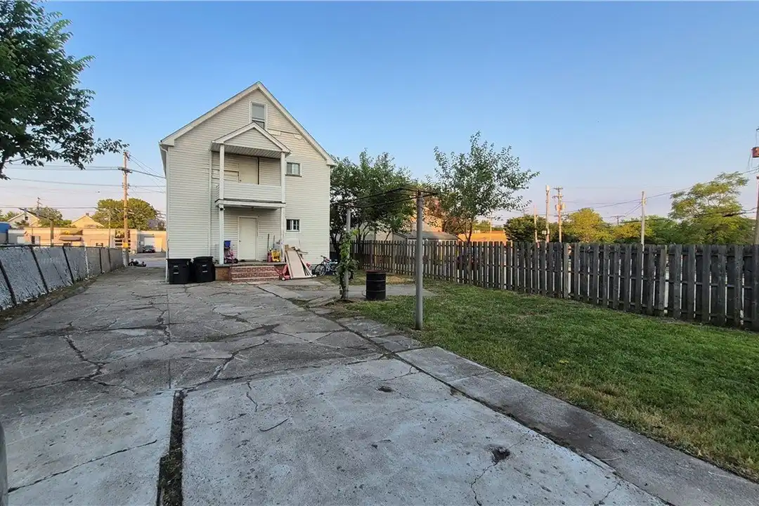 3278 W 117th St #UP – photo 1