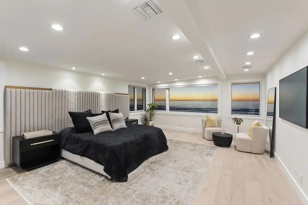 2016 Ocean Front - View 5