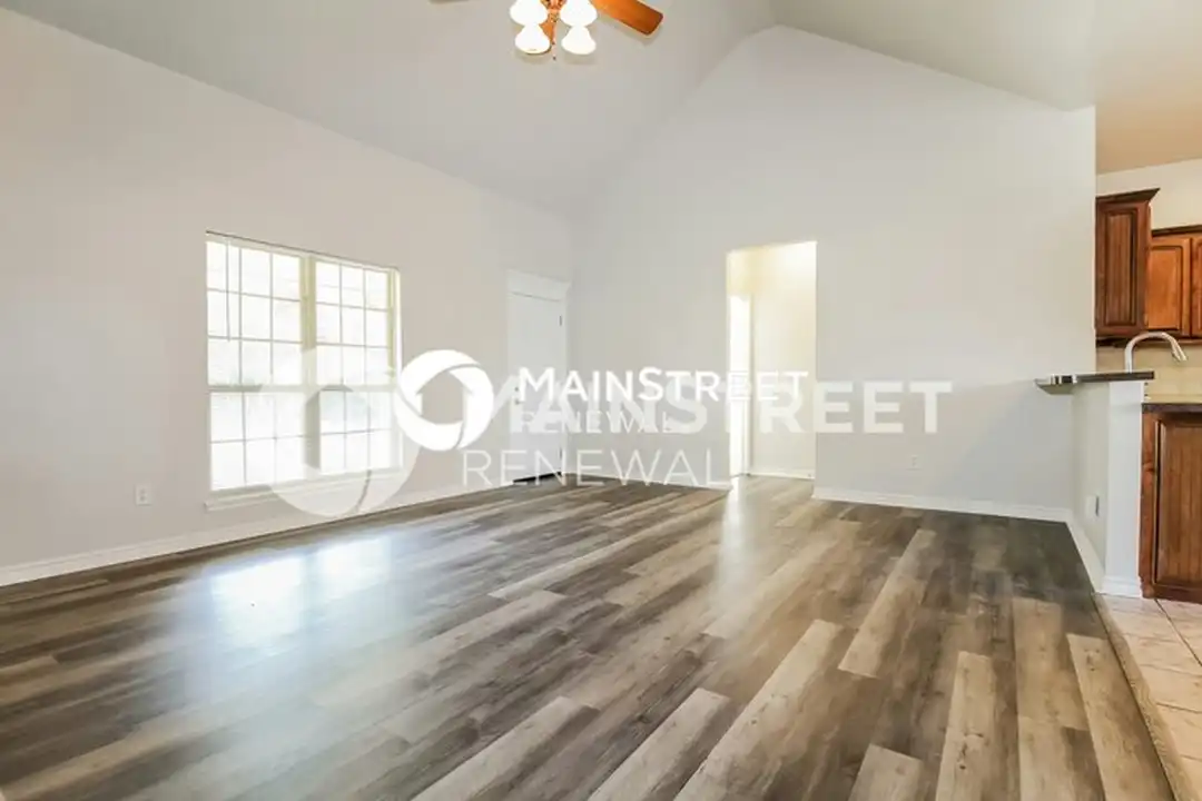 2660 Clarke St - View 3