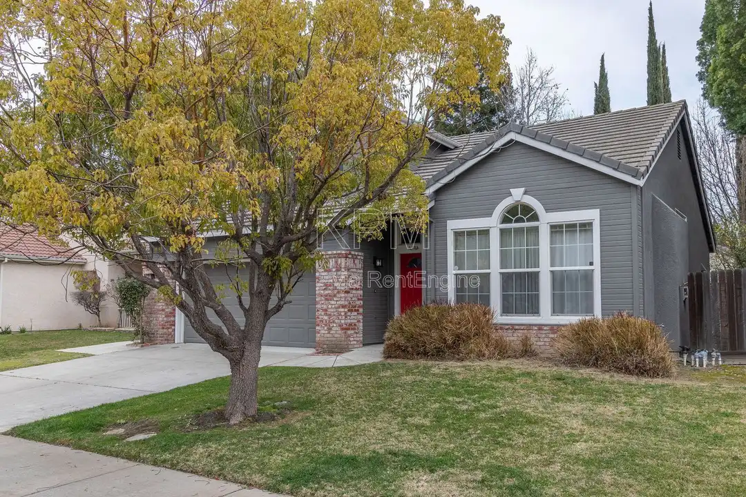 1106 Klemeyer Cir - View 2