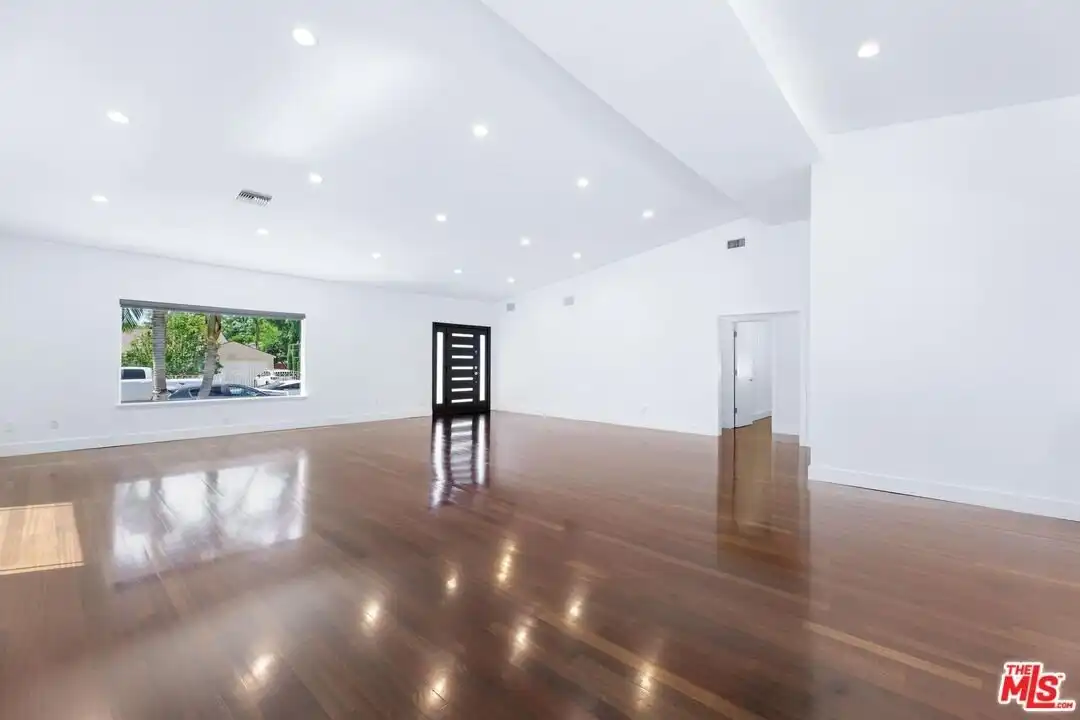 12719 Tiara St - View 6