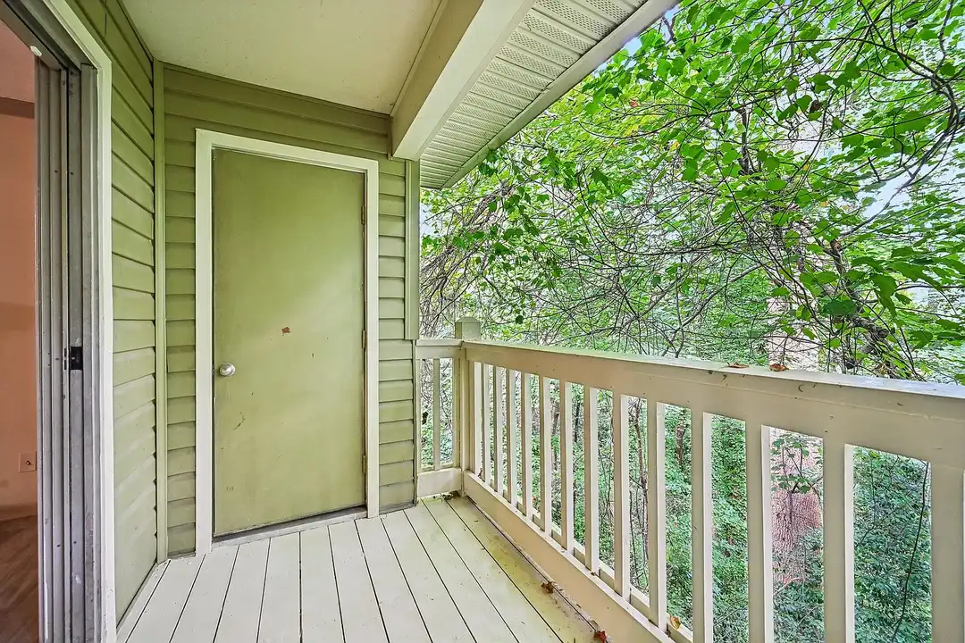 Forest Glen – photo 1