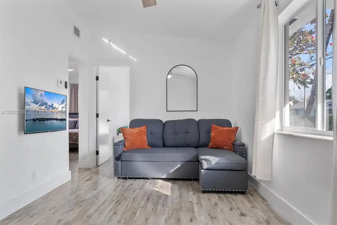 4284 NW 1st Ave unit 4284 - More