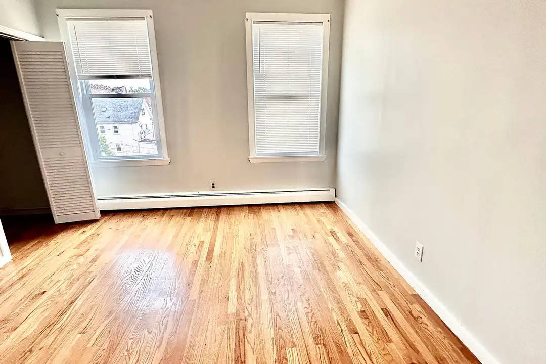 10 Buckley Ave – pohled 5