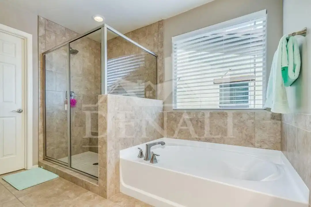 House in Sahuarita - More
