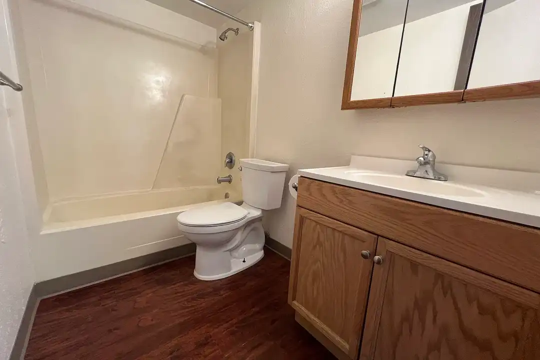 Maiden Square Apartments – photo 1