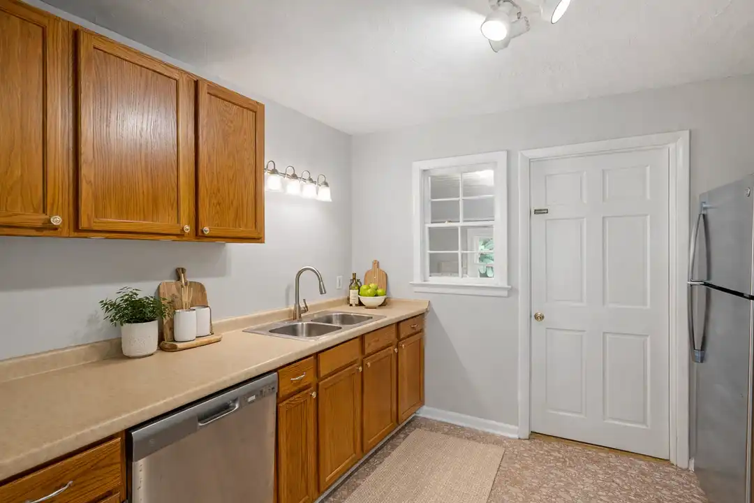 409 Betsy Rd unit B - View 6