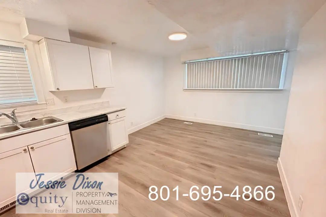 Apartment in Sunset - View 4