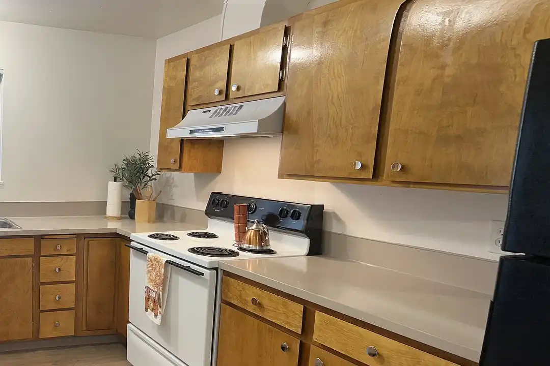 Sawyer Pointe Apartments – photo 1 of 38