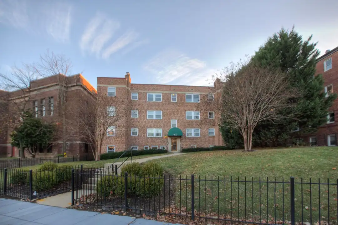 1627 Massachusetts Ave SE unit 304 - View 2