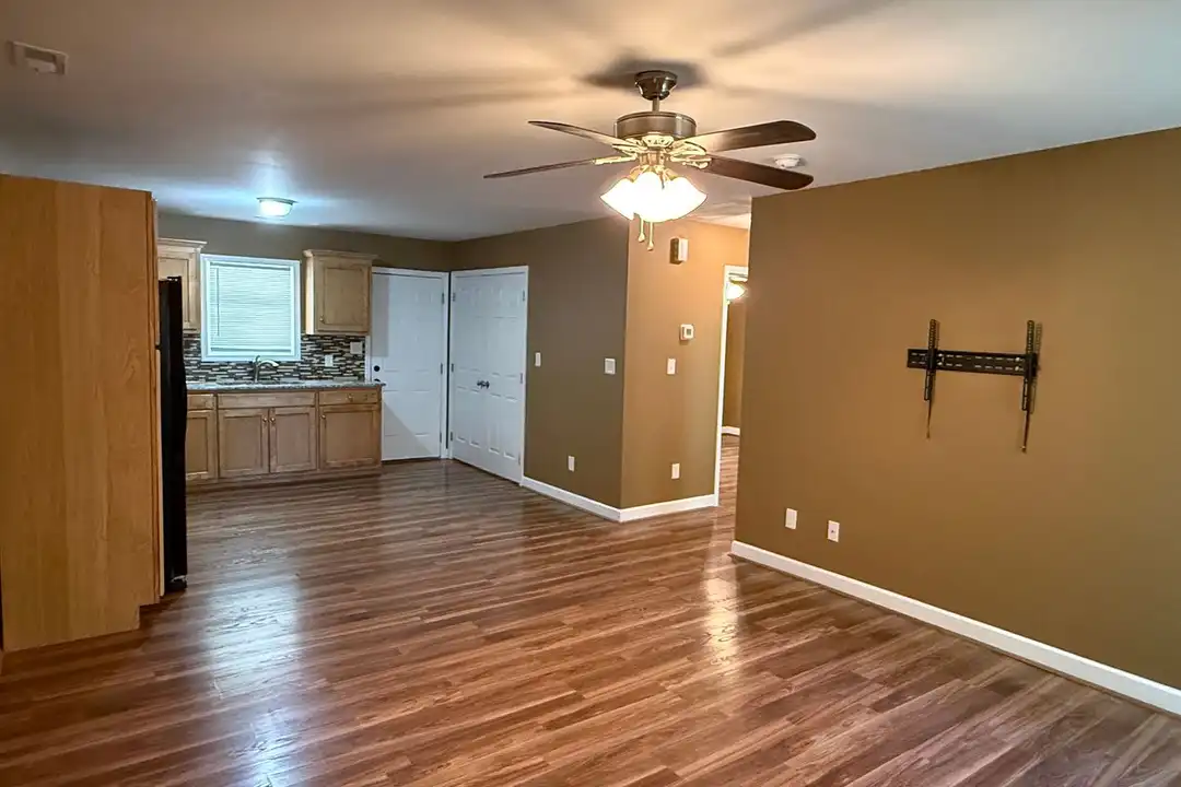 909 N Flint St unit Flint St Apt 919 - View 3