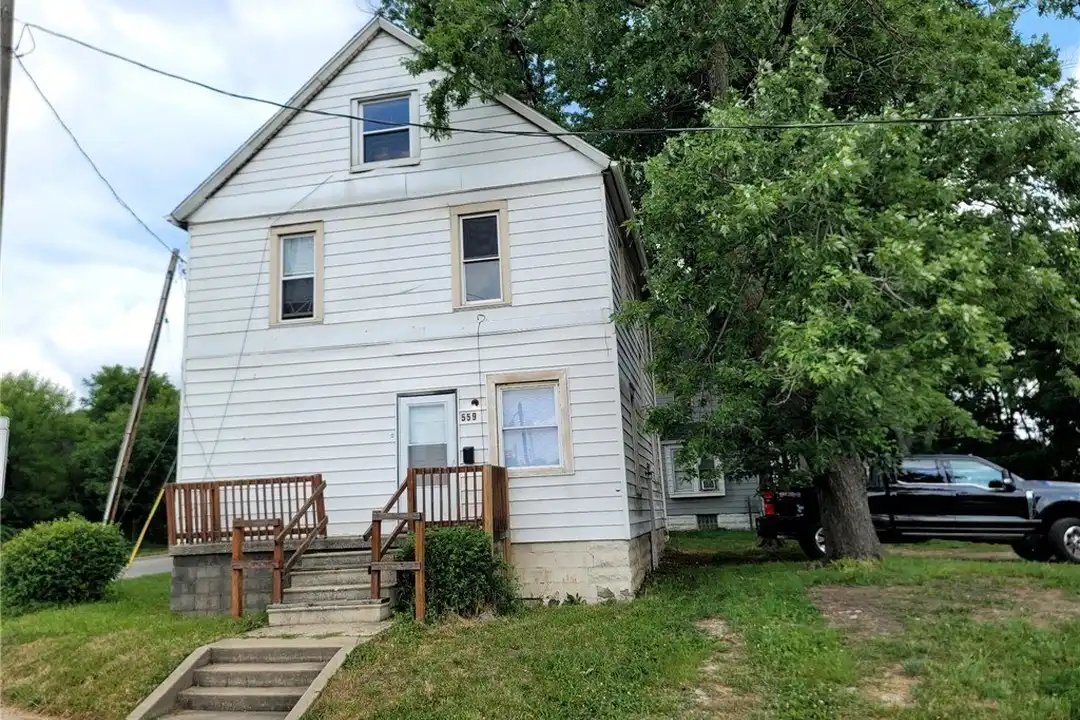 559 E Exchange St – photo 1