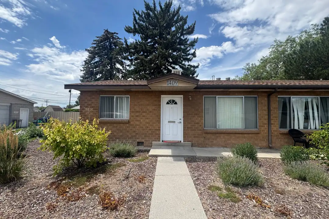1409 W 1300 S St – photo 1