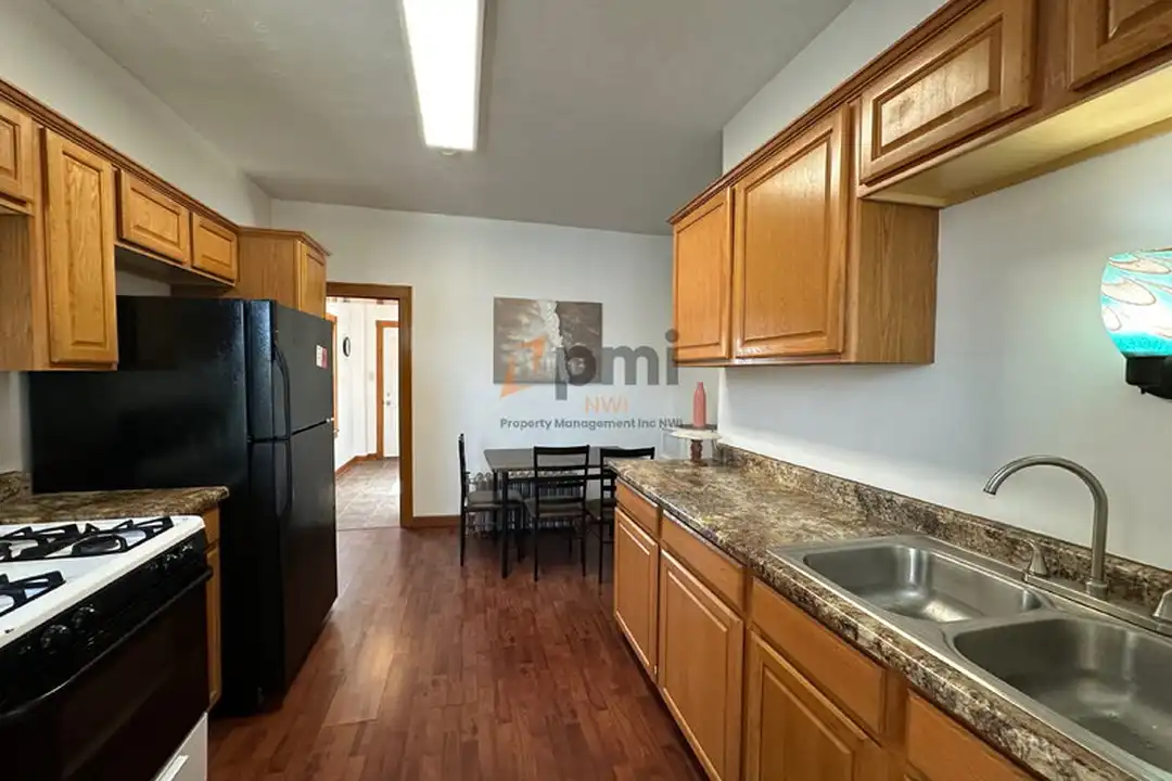 1308 119th St unit 2R - View 5