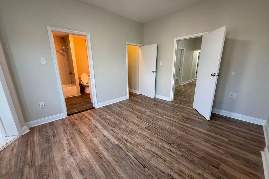 221 Wilkinson Ave unit 2 - View 6