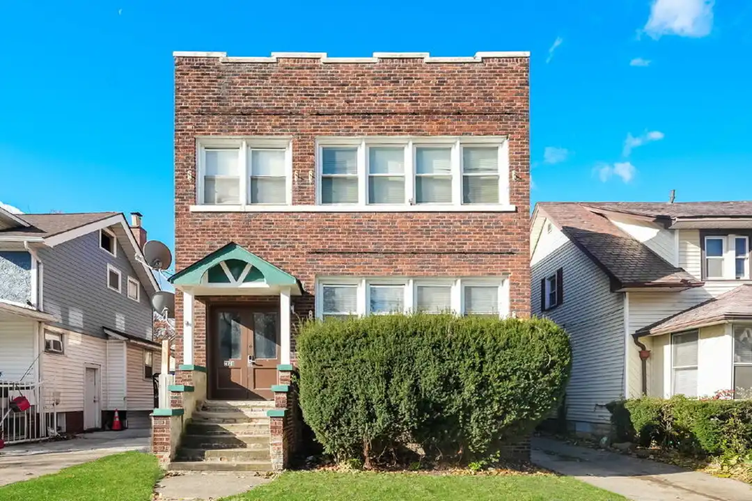 2174 W 103rd St – photo 1