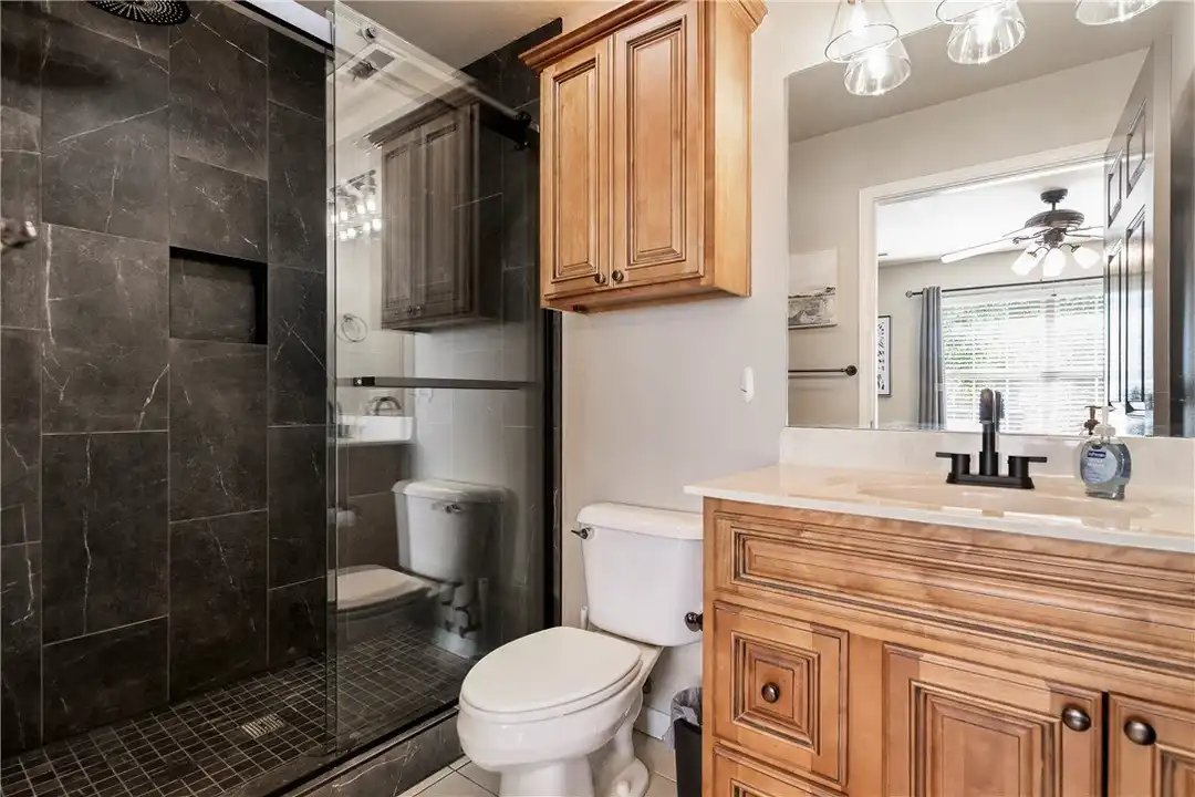 205 NE J St #1 - View 5