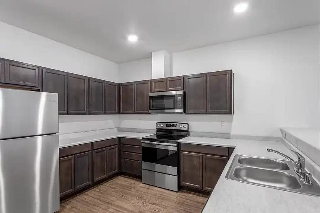 Apartment in Spokane Valley - View 2