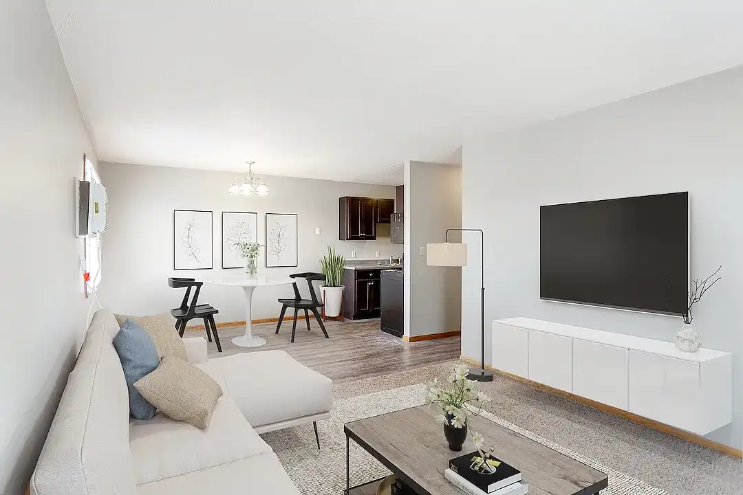 Apartment in Sioux Falls - View 2