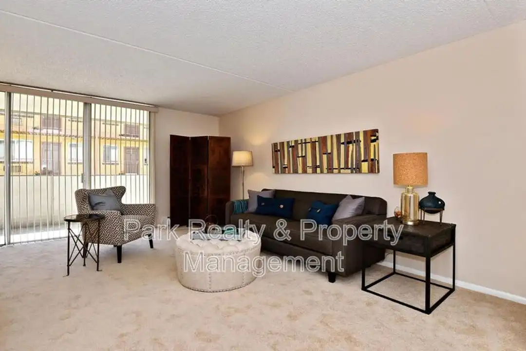Apartment in Denver, Cheesman Park - View 5