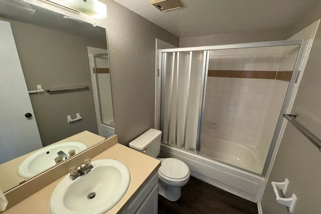 551 W Prentice Ave unit 103 - View 4