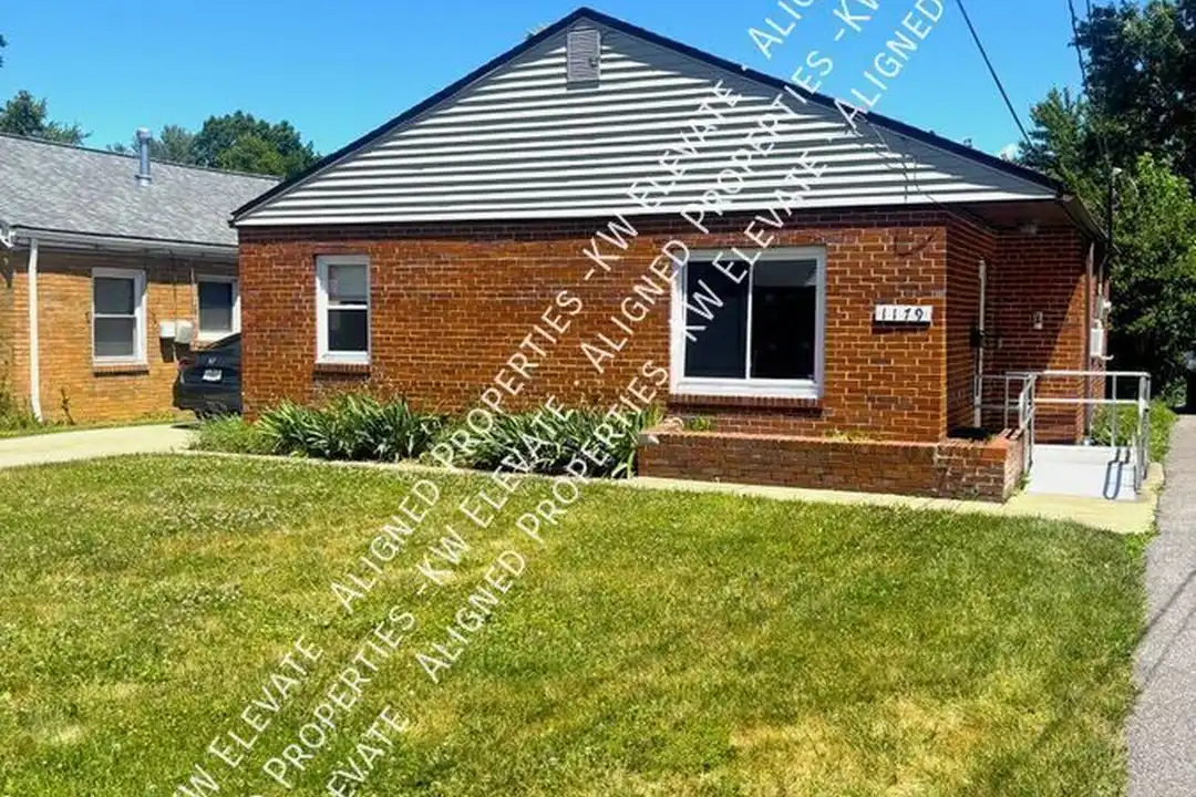 1179 Elmwood Rd – photo 1