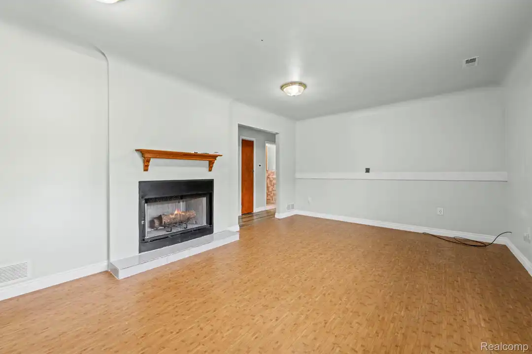 4165 Crooks Rd - View 5