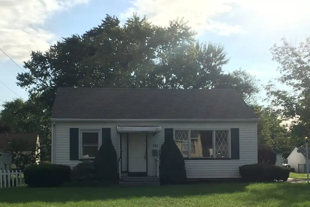 145 S Kimberly – photo 1 of 14