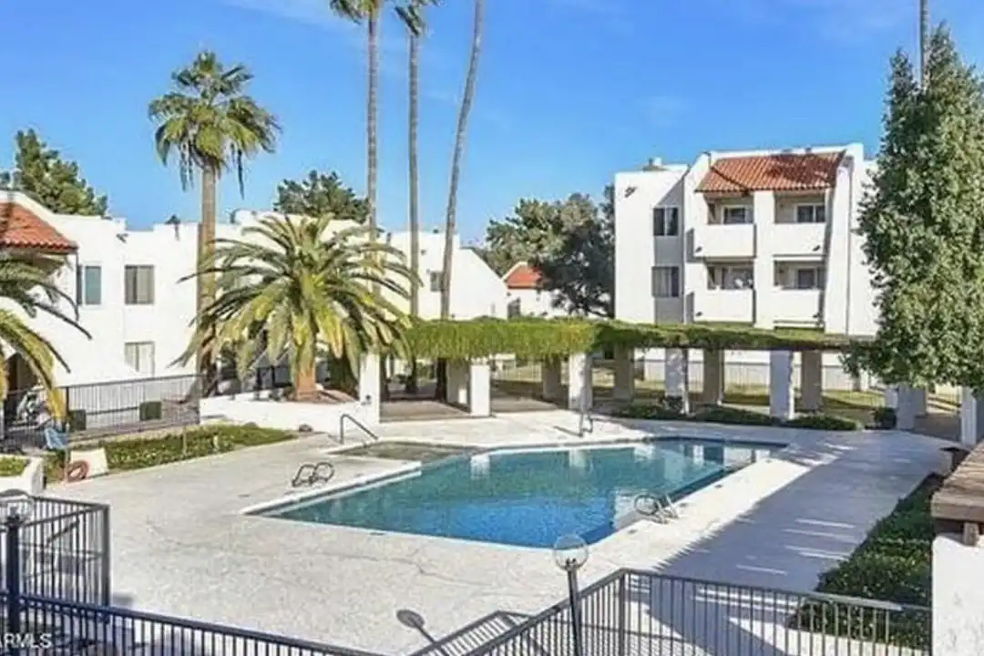 4730 W Northern Ave unit 1126 - View 2
